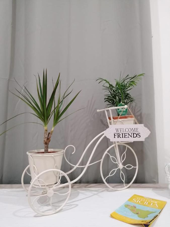 Le Due Pigne - Palermo Appartement Buitenkant foto